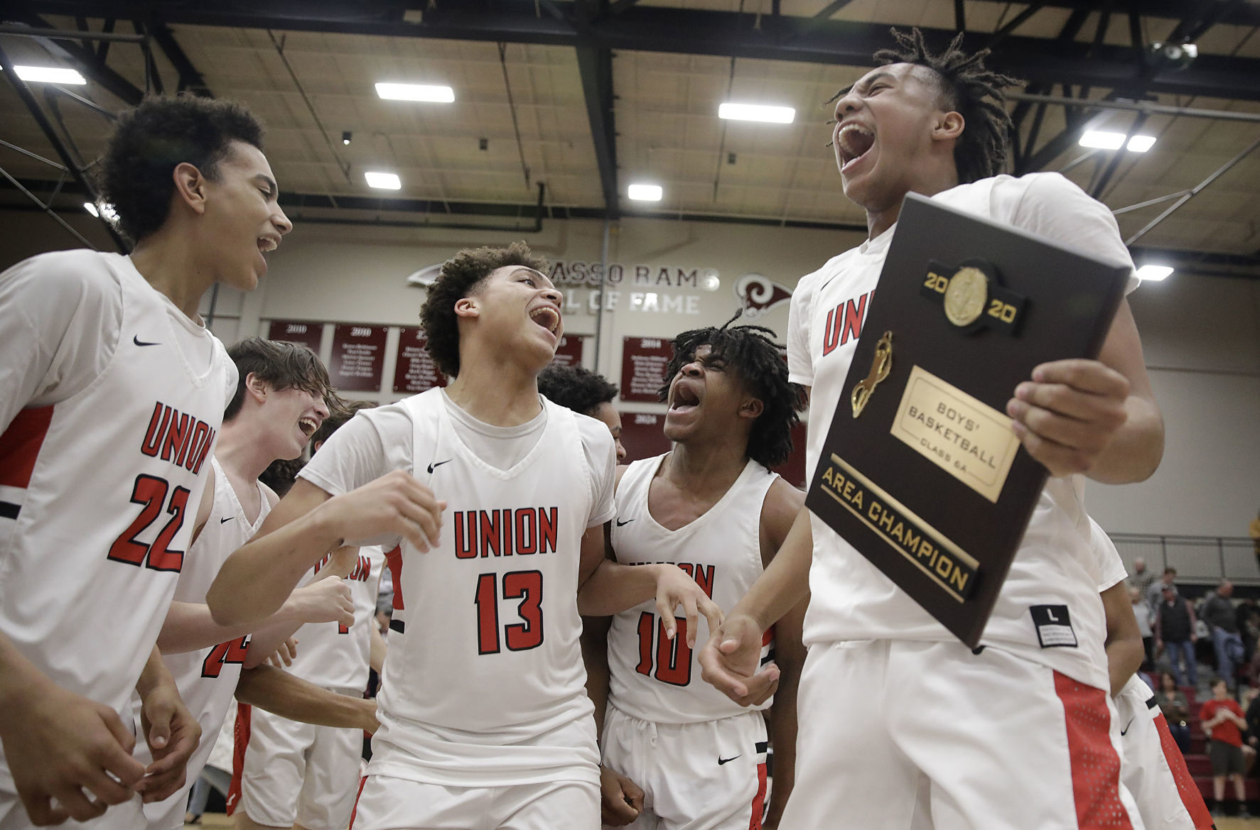 UNION v JENKS BASKEBALL